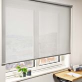 Sonnenschutz durch den Stoff 2795 Screen eco Kiesel